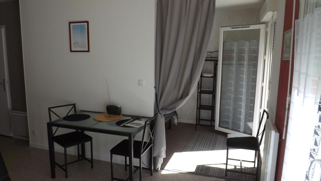 Appartement T2 ,Parking Prive,Terrasse, 10 Mns A Pieds De La Cite Corsaire Et Ses Plages แซ็งต์มาโล ภายนอก รูปภาพ